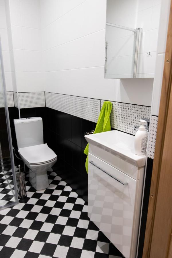 Hot Riga Ernestines Iela 7-7 Enjoy The Feel Of Home And History! Exterior foto